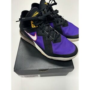 Men's 8.5 Nike Lebron‎ XVIII CV7562-003 With Box